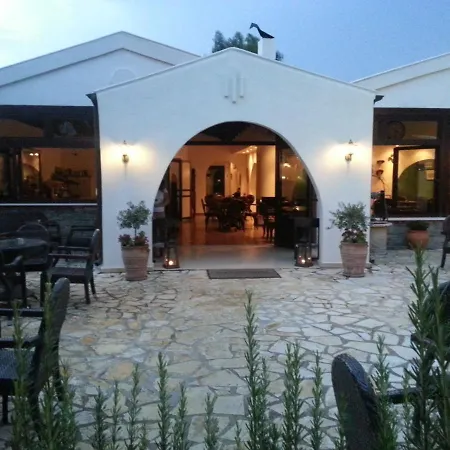 Aparthotel To Portego Tis Anatolis *