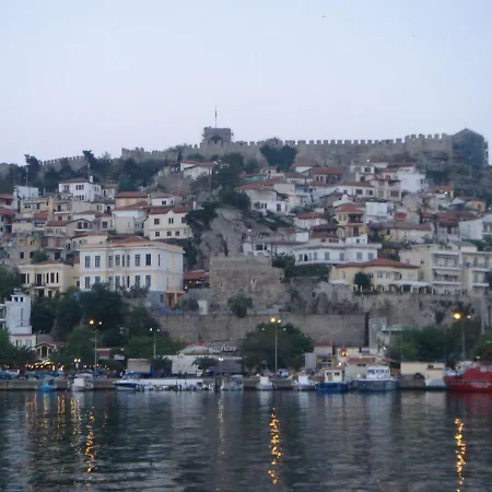 To Portego Tis Anatolis Aparthotel Nea Peramos (Macedonia)